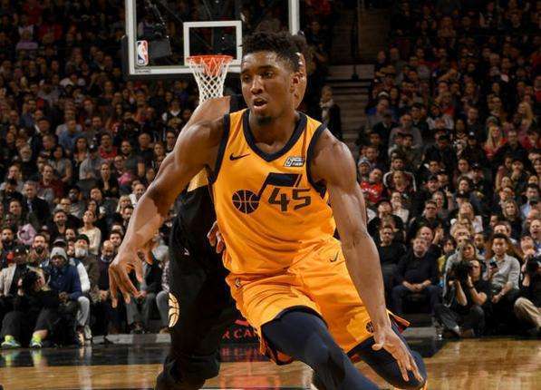 场上的配合 场上的配合