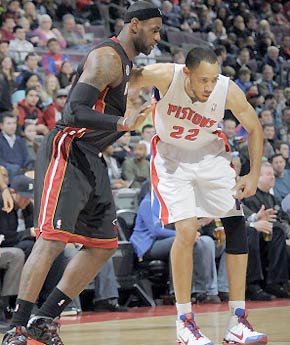 体育建设成 体育建设成