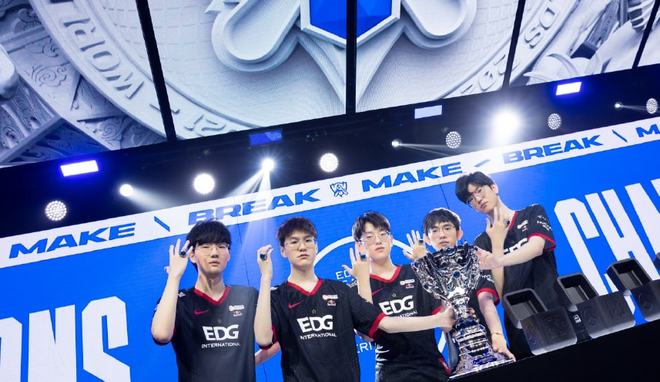 避免他在合 避免他在合